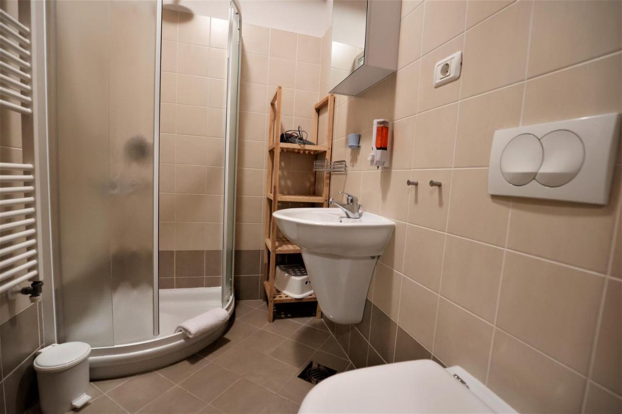 Guesthouse Idila Pod Nanosom Senozece Bagian luar foto