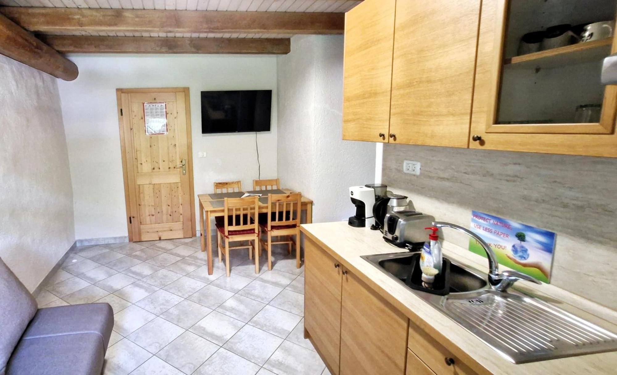 Guesthouse Idila Pod Nanosom Senozece Bagian luar foto