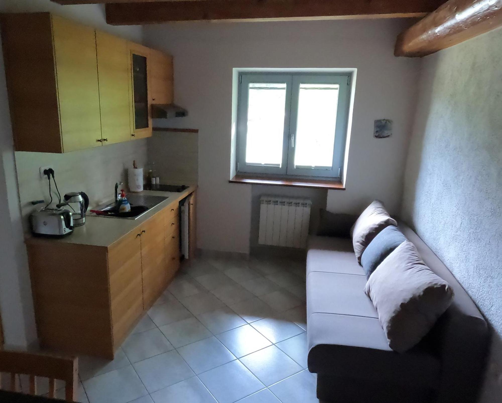 Guesthouse Idila Pod Nanosom Senozece Bagian luar foto